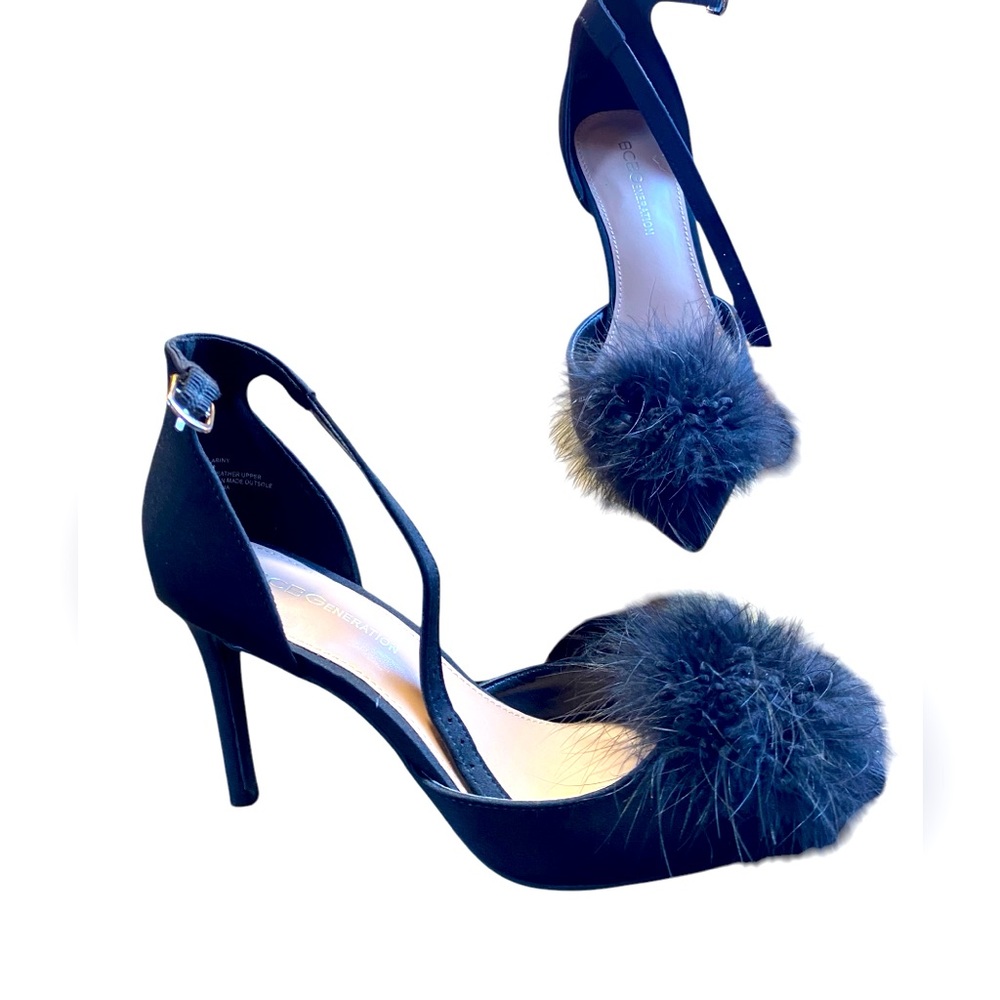 NEW Bcbg black heels feather detail brand 7